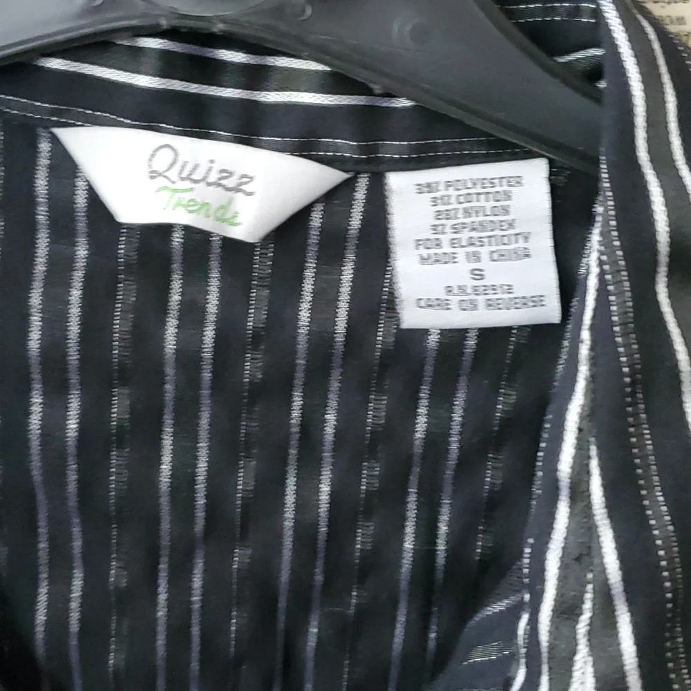 Botton up Blouse size-S - Picture 3 of 6